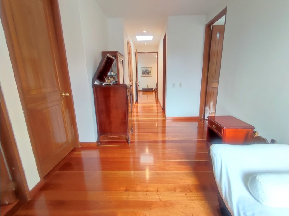Piso – Bogotá, Localidad Suba - Más