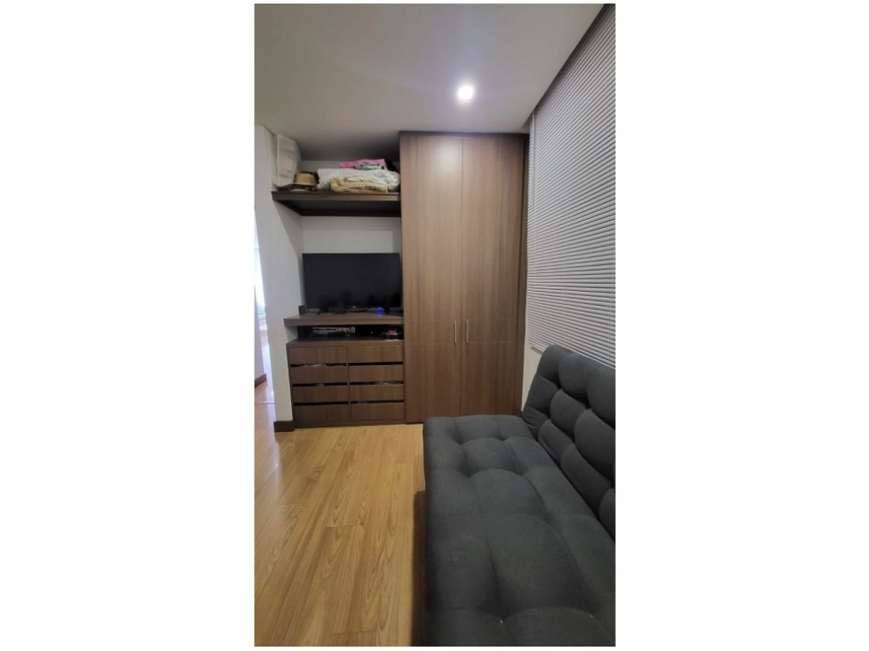 Piso – Bogotá, La Morada, Localidad Usaquén - Más