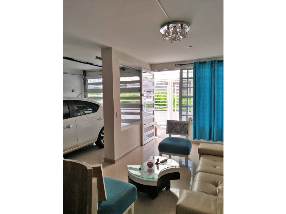 Casa en Venta por B&M inmobiliaria e inversiones ubicado en Cali. El código del inmueble es: 7489886 Imágen 1