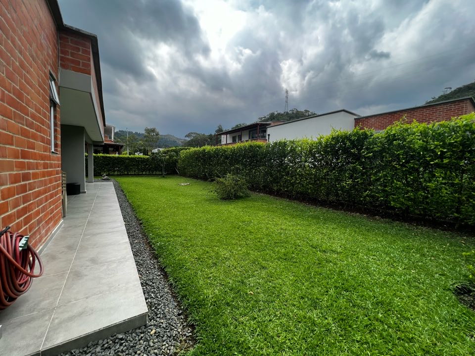 Casa Campestre en venta en Verdehorizonte, Jamundi, ID DE2674