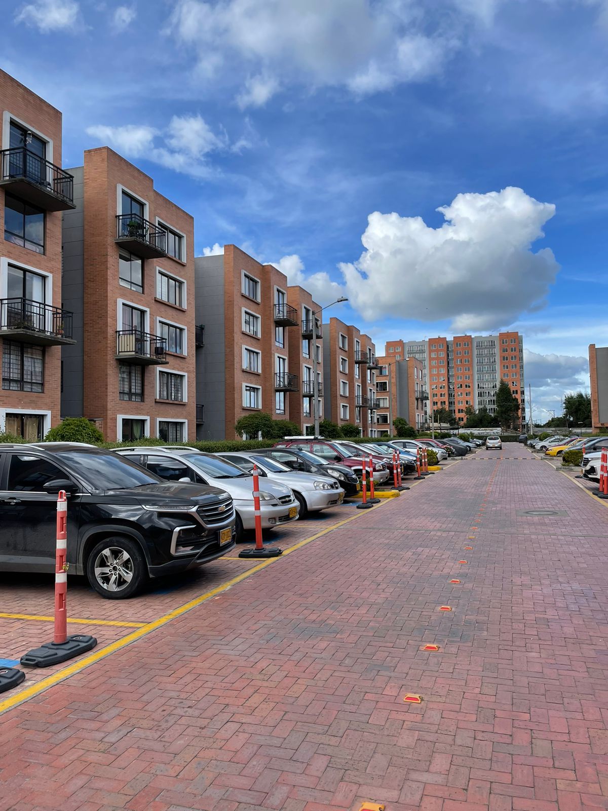 En venta espectacular apartamento en Madrid, Cundinamarca