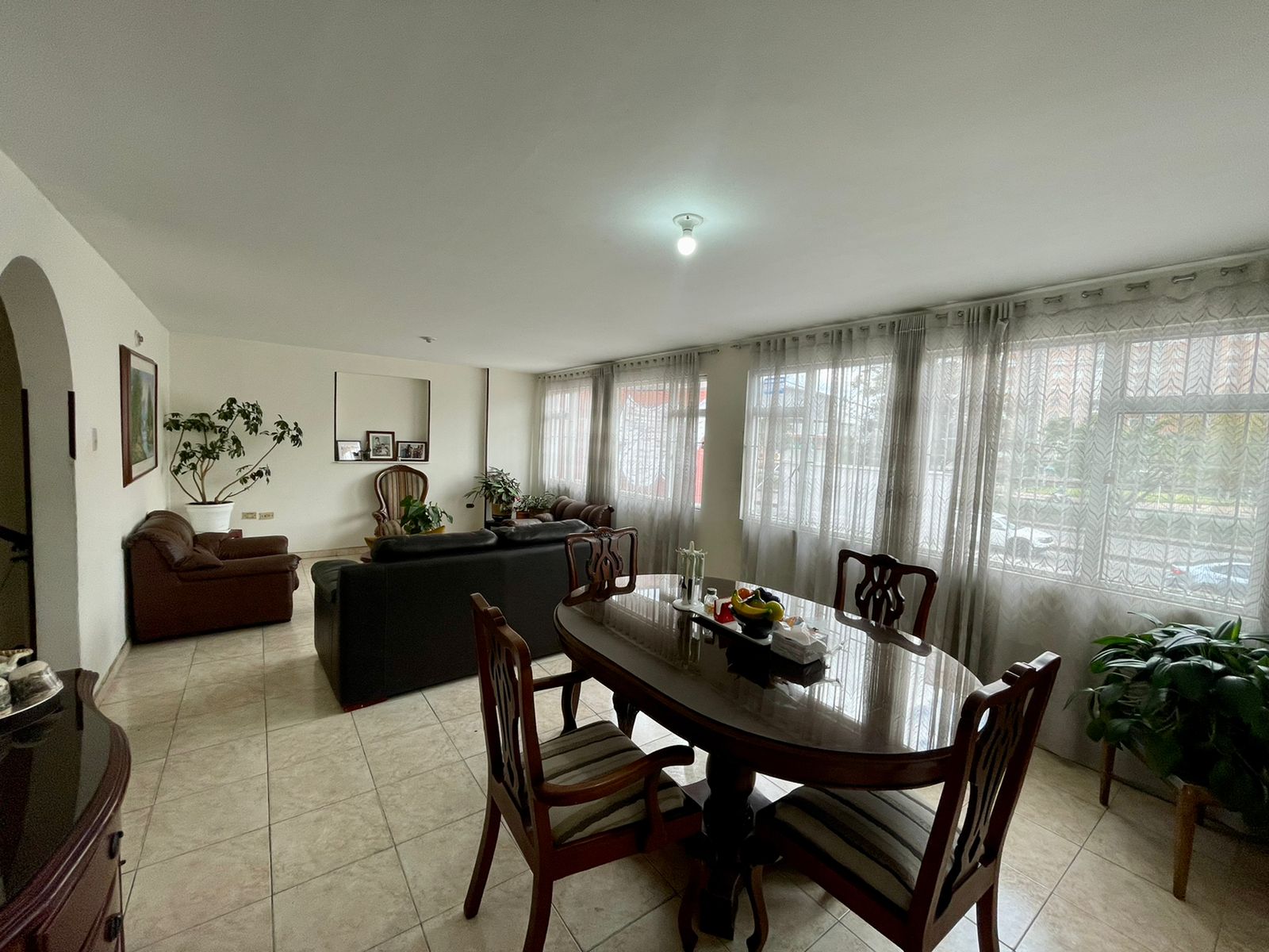 Venta hermosa casa comercial en Bonanza