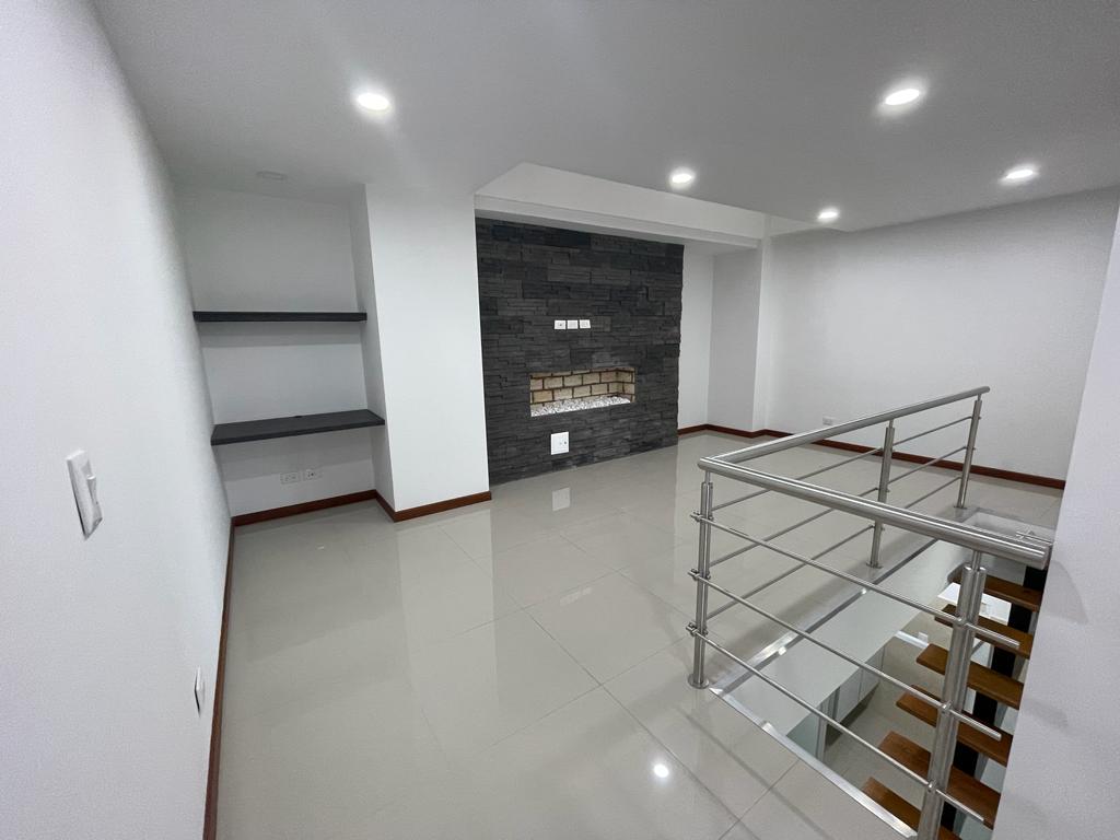 Venta espectacular apartamento duplex en El Encanto