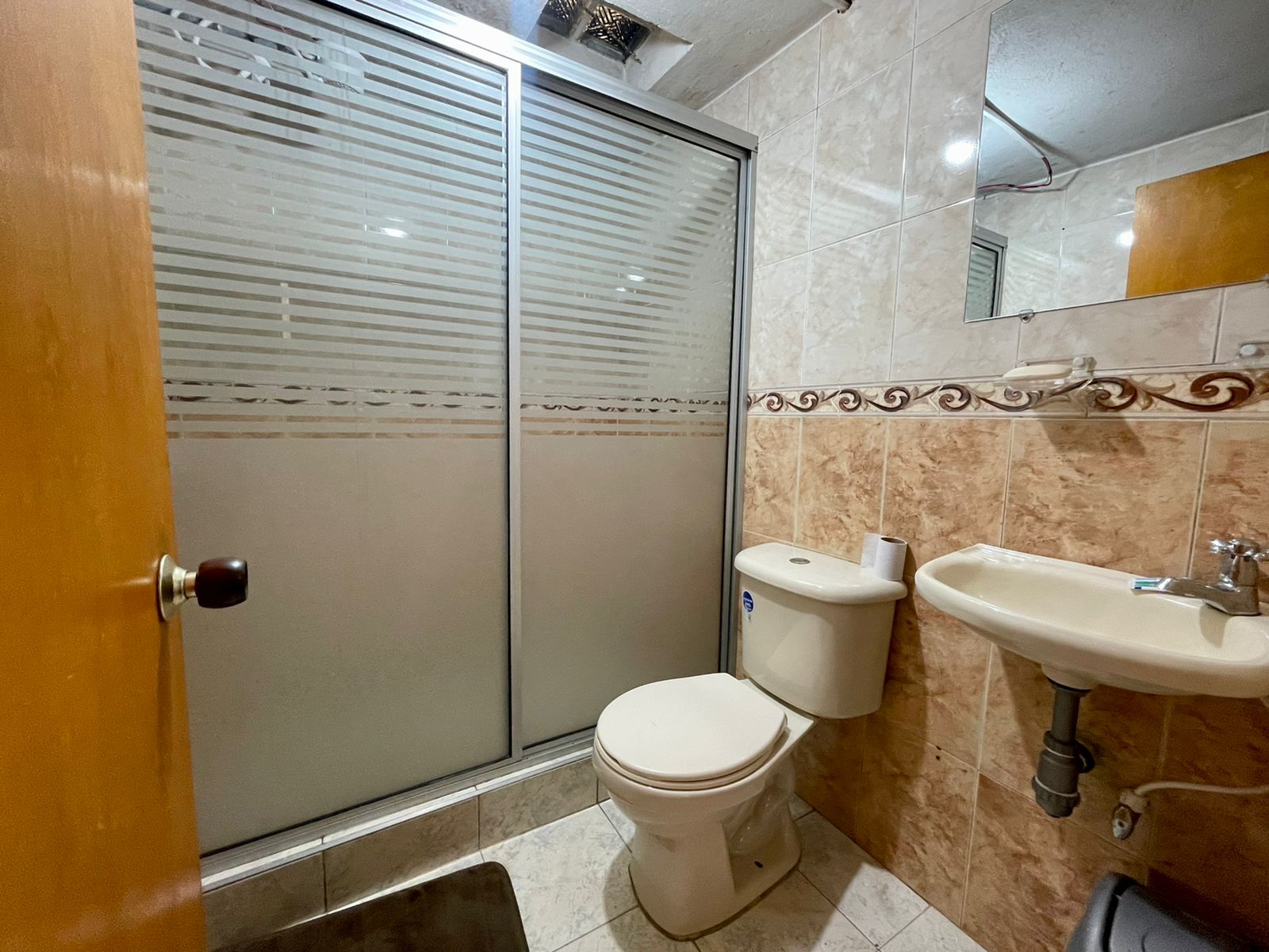 Venta hermosa casa comercial en Bonanza