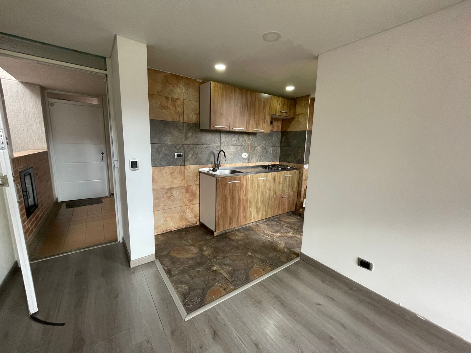 En venta espectacular apartamento en Madrid, Cundinamarca