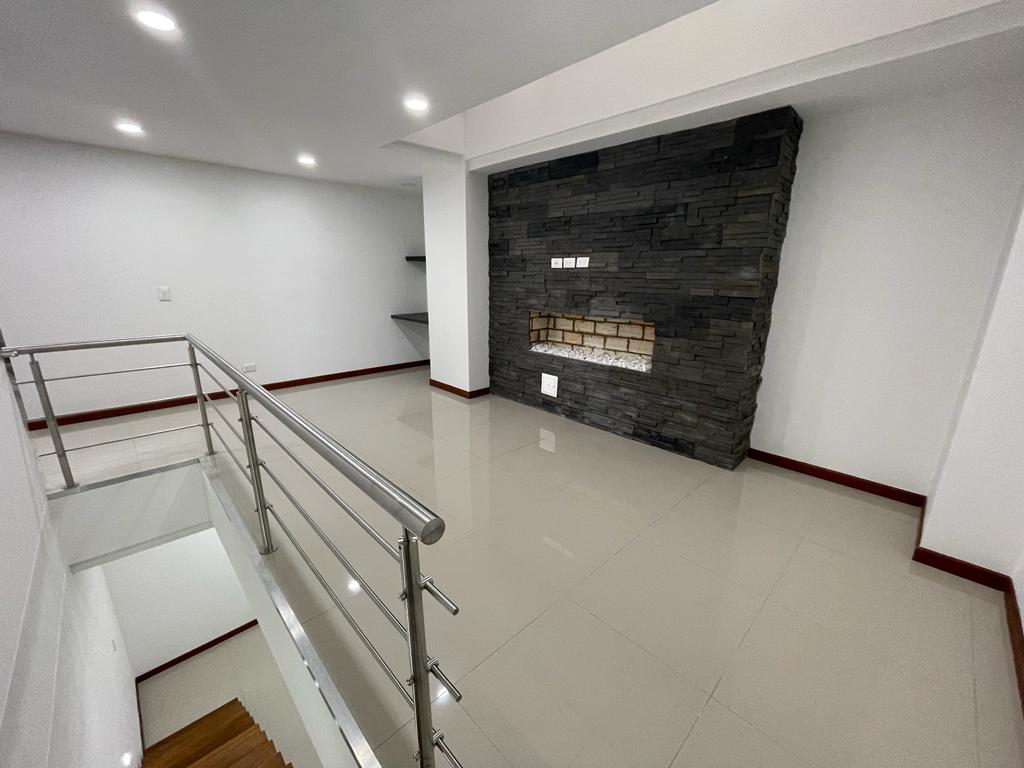 Venta espectacular apartamento duplex en El Encanto