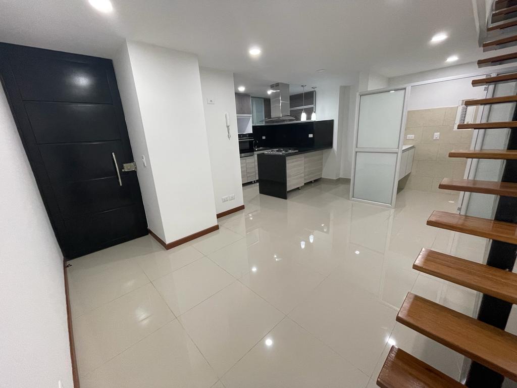 Venta espectacular apartamento duplex en El Encanto