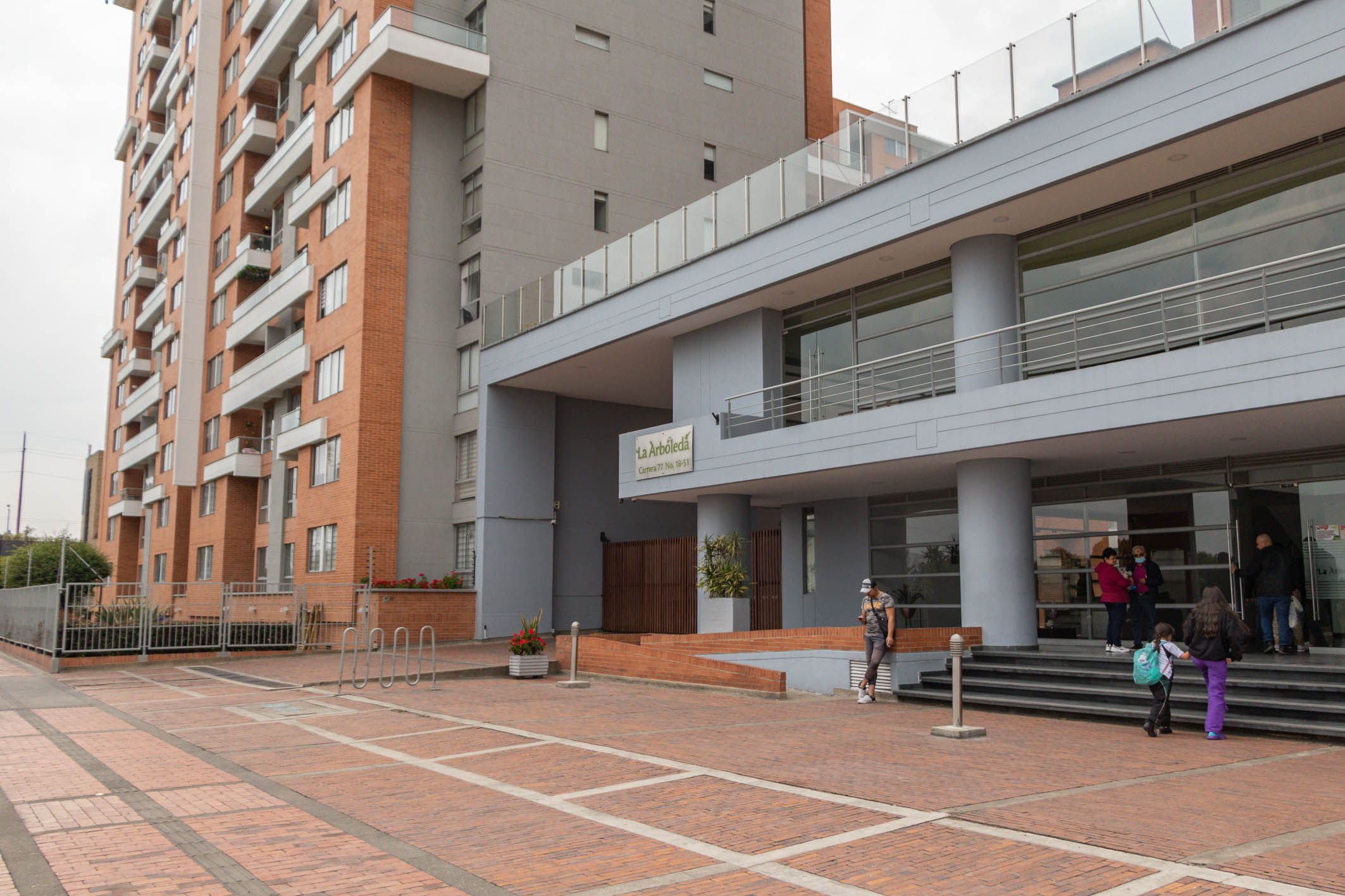 Apartamento en venta - Conjunto Residencial La Arboleda Apto 703