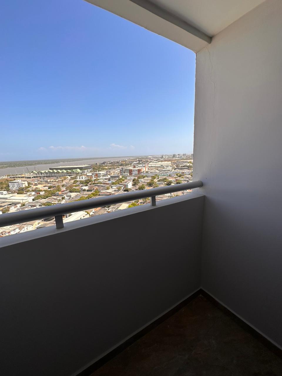 Apartamento en venta en Barranquilla - Edificio Puerto Real Apto 1603
