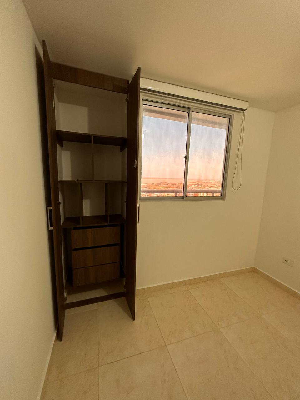 Apartamento en venta en Barranquilla - Edificio Puerto Real Apto 1603
