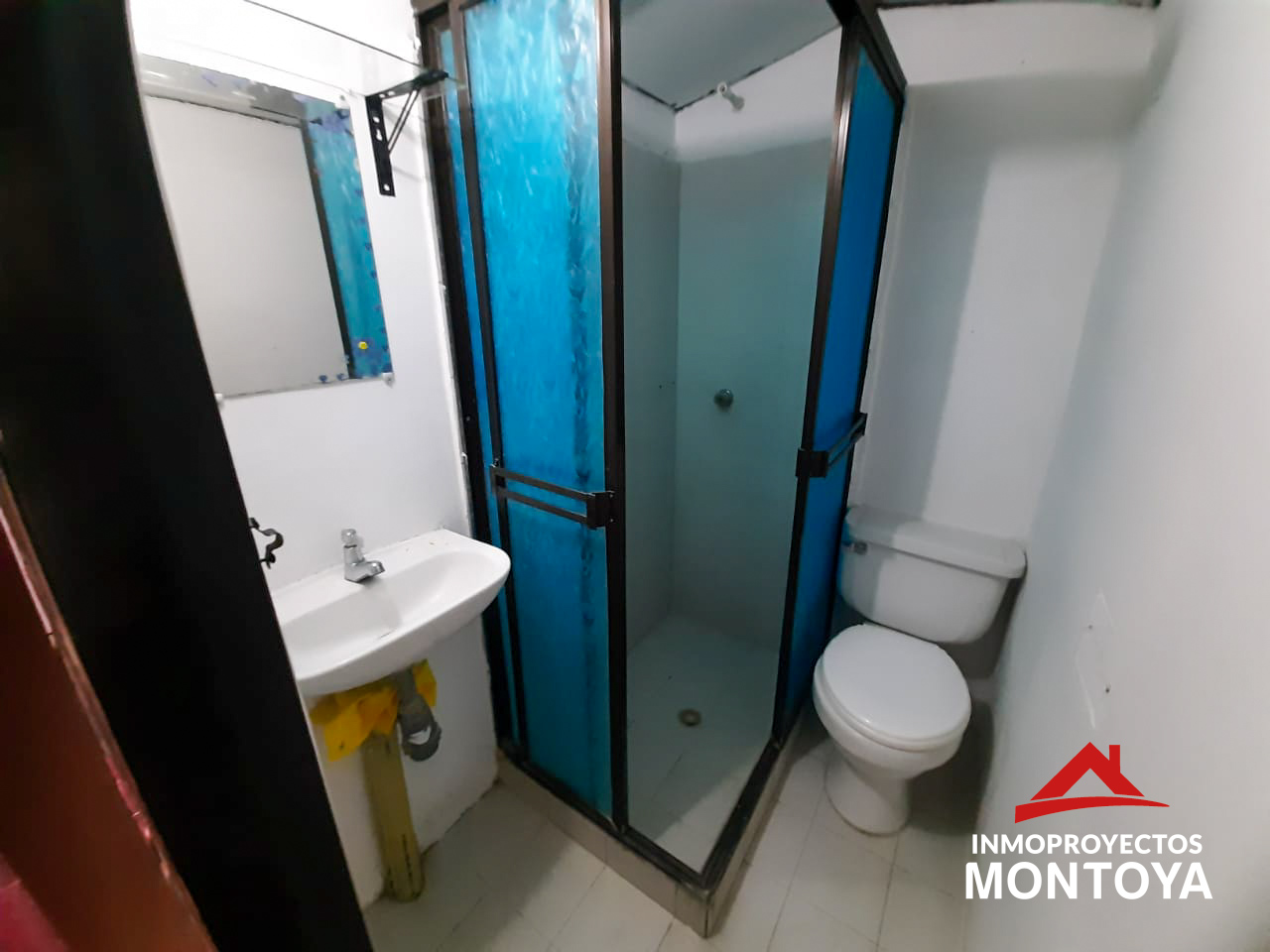 Casa dúplex esquinera en Llano Azul, Dosquebradas