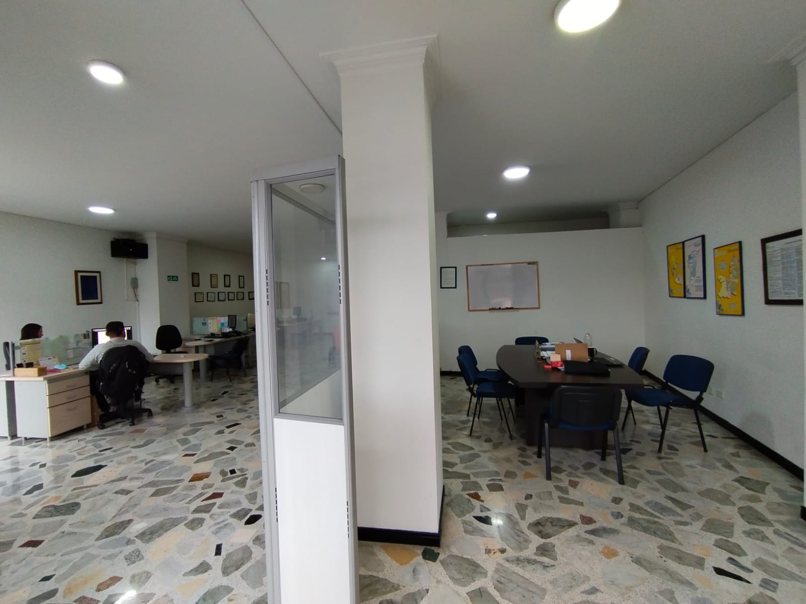 Foto de Local en Venta en Comuna el jardin/av. 30 agosto, Pereira - 17 - 48257