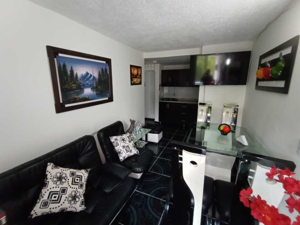 Foto de Edificio para Venta en Comuna 5/las violetas, Dosquebradas - 48528