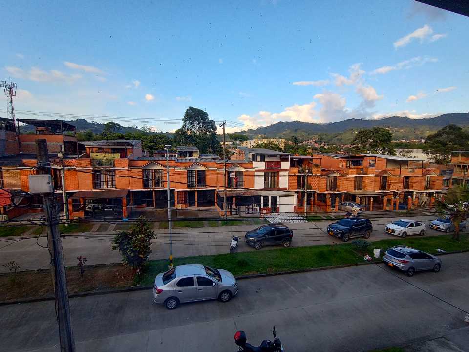 Foto de Casa en Venta en Comuna 10/el bosque, Dosquebradas - 5 - 48477