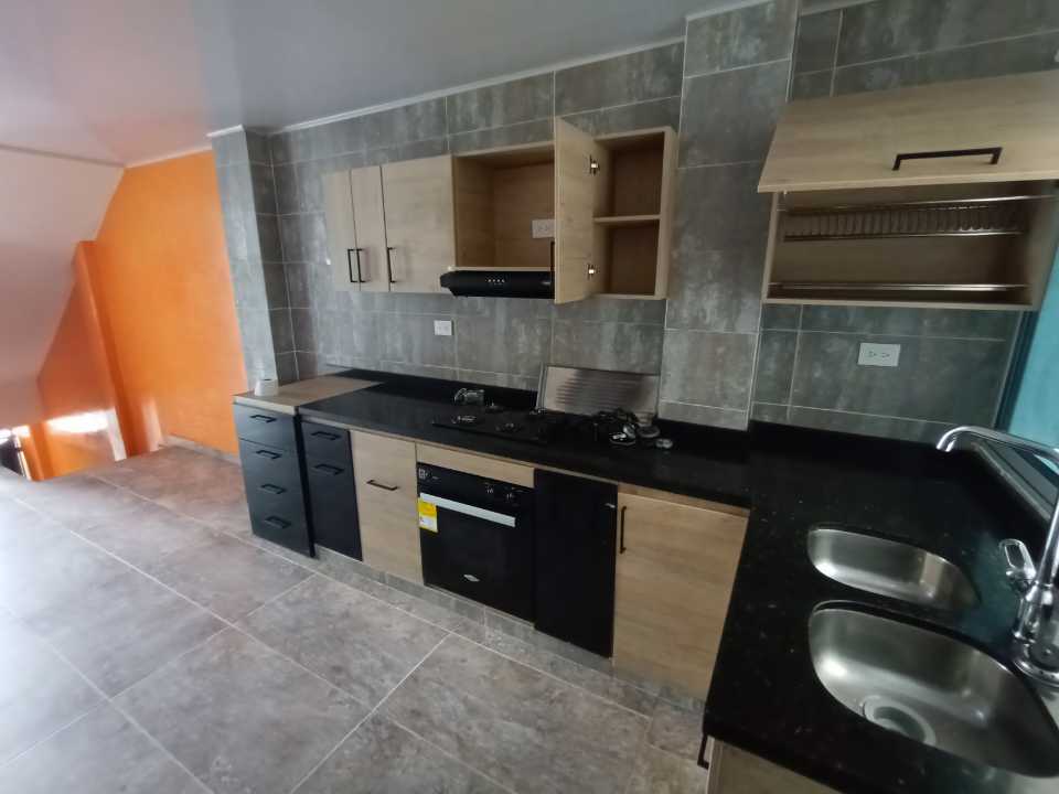 Foto de Casa en Venta en Comuna poblado/poblado ii, Pereira - 7 - 48473