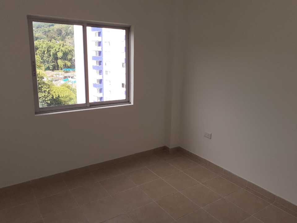 Foto de Edificio en Venta en Comuna 5/las violetas, Dosquebradas - 9 - 48521