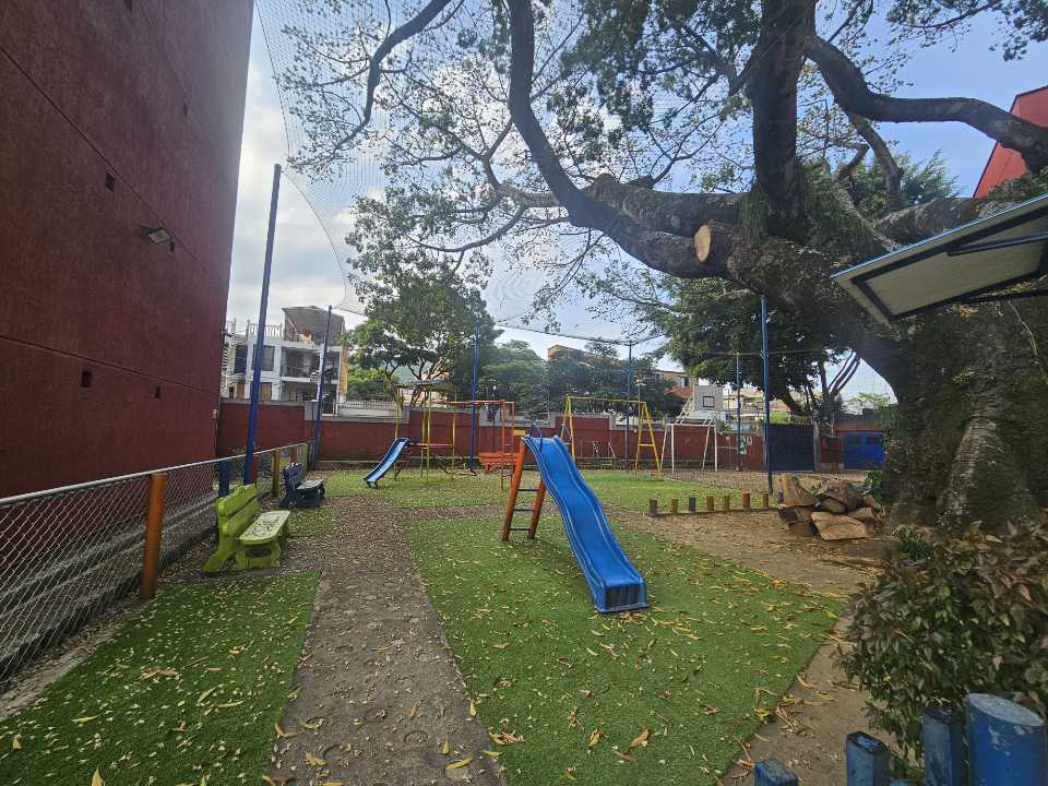 Apartamento en venta en Cañaveralejo, Cali, ID DX7006