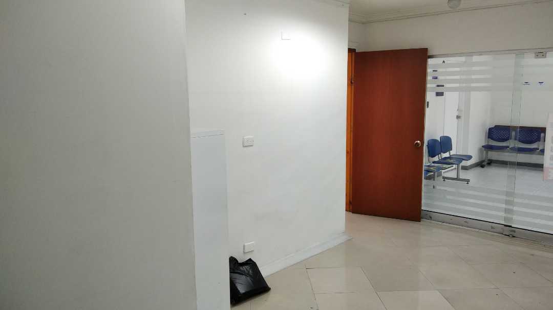 Foto de Oficina para Venta en Comuna centro/sector plaza de bolivar, Pereira - 48303