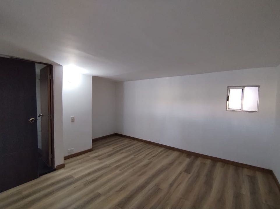 Venta apartamento duplex remodelado en la Campiña