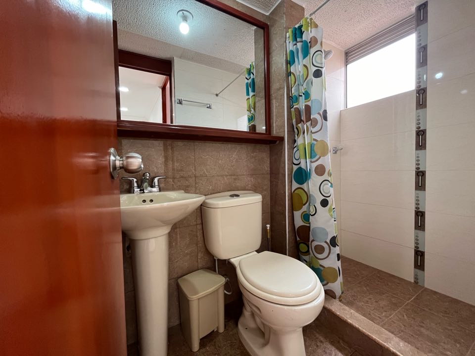 Venta hermosa casa en almirante Colon