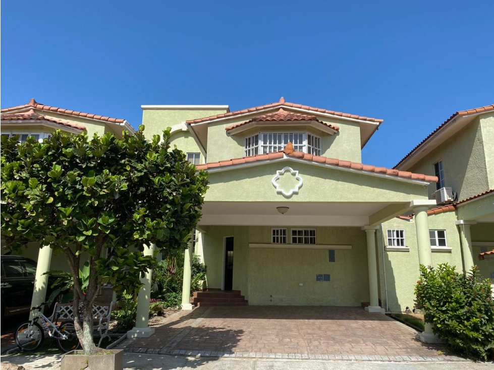 Alquiler de casa en Albrook Gardens Clayton US1,700 USD