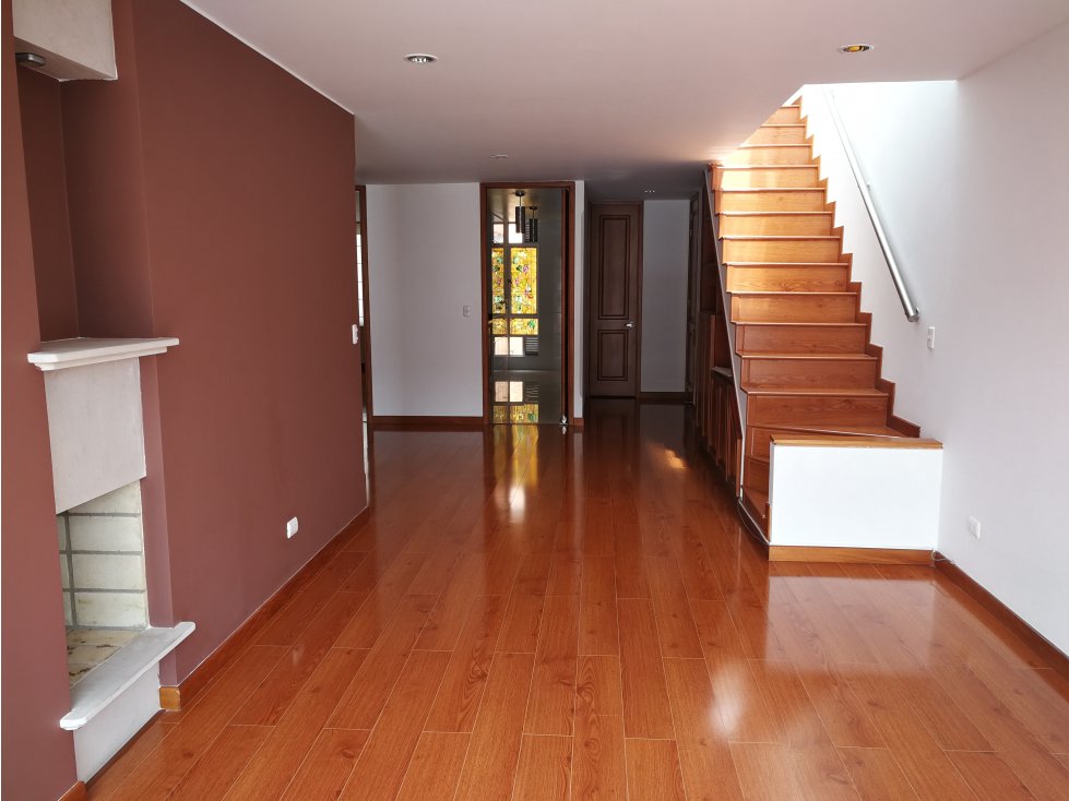 ARRIENDO APARTAMENTO DUPLEX CON TERRAZA EN UNICENTRO BOGOTA
