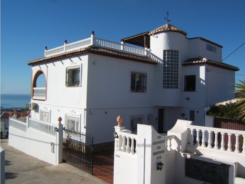 Casa en Torrox Pueblo €4.200.000 EUR