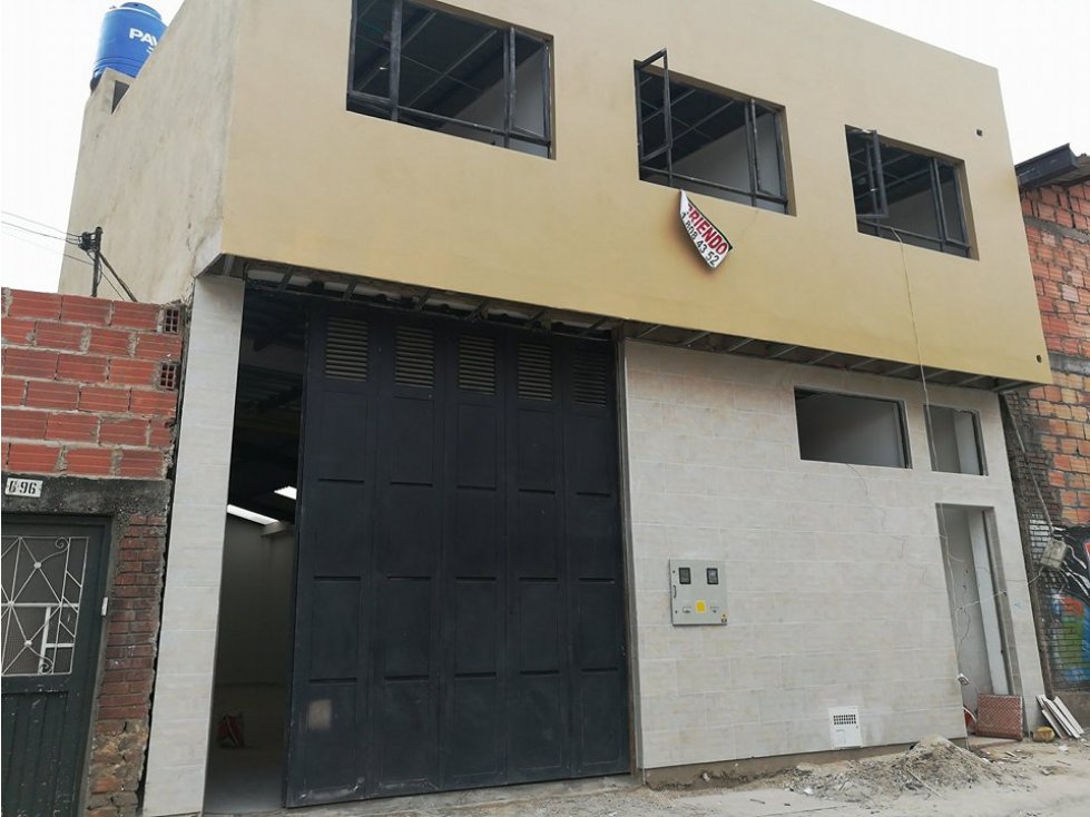 BODEGA BANDERAS MULTI FUNCIONAL - $3.900.000 COP