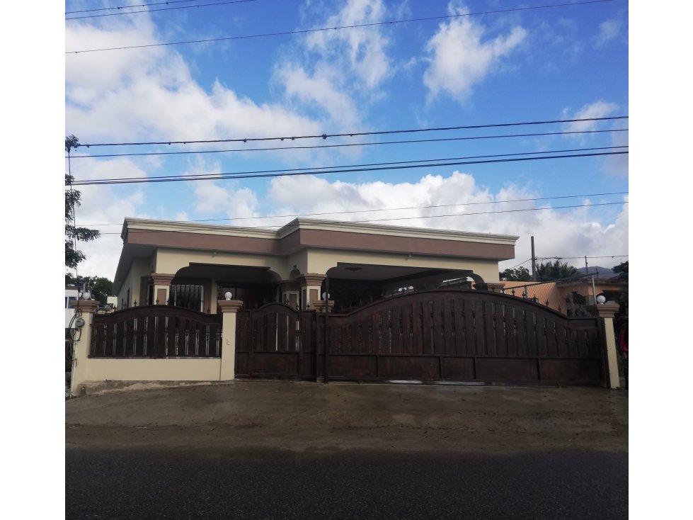 Casa en venta en Jarabacoa 4,300,000 DOP