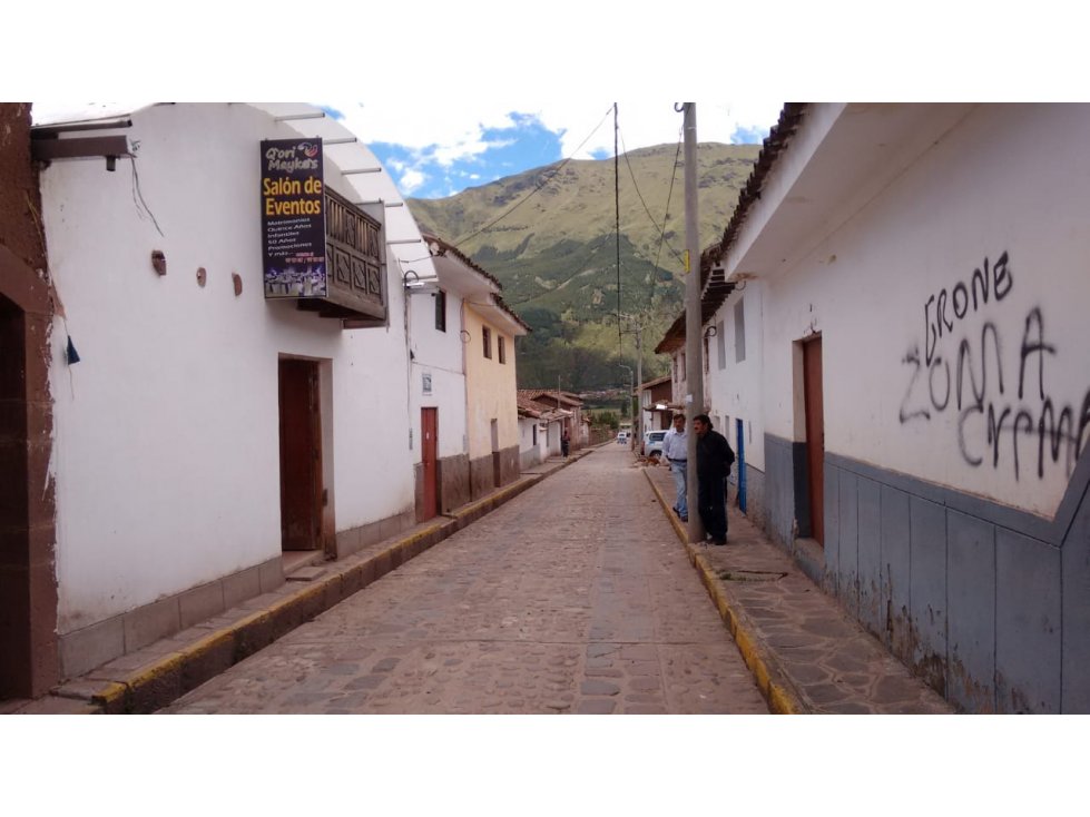 VENDO CASA EN ANDAHUAYLILLAS 270 M CUSCO PERU US170,000 USD