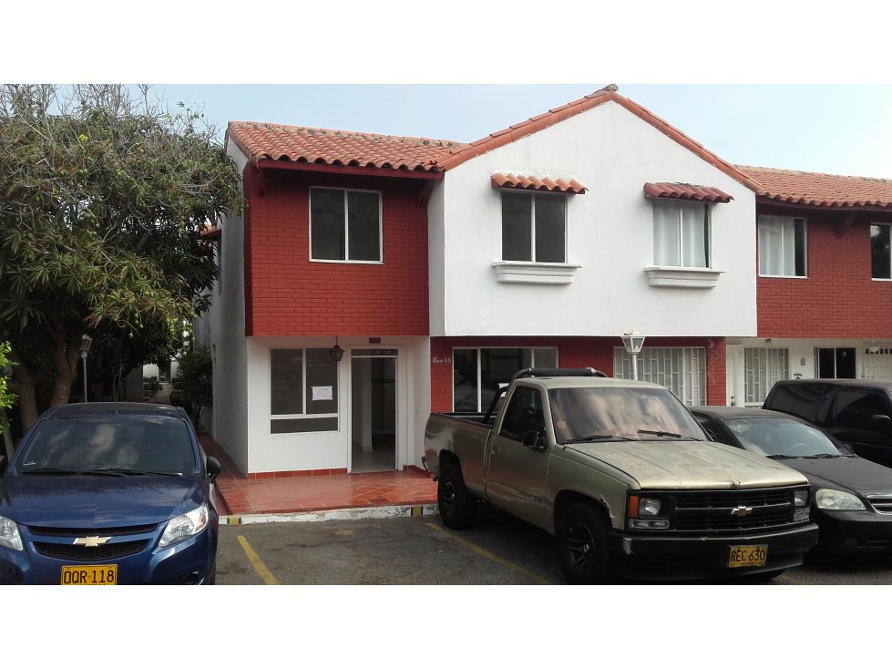 Casa en Conjunto en Venta Villa Carolina 350.000.000 COP