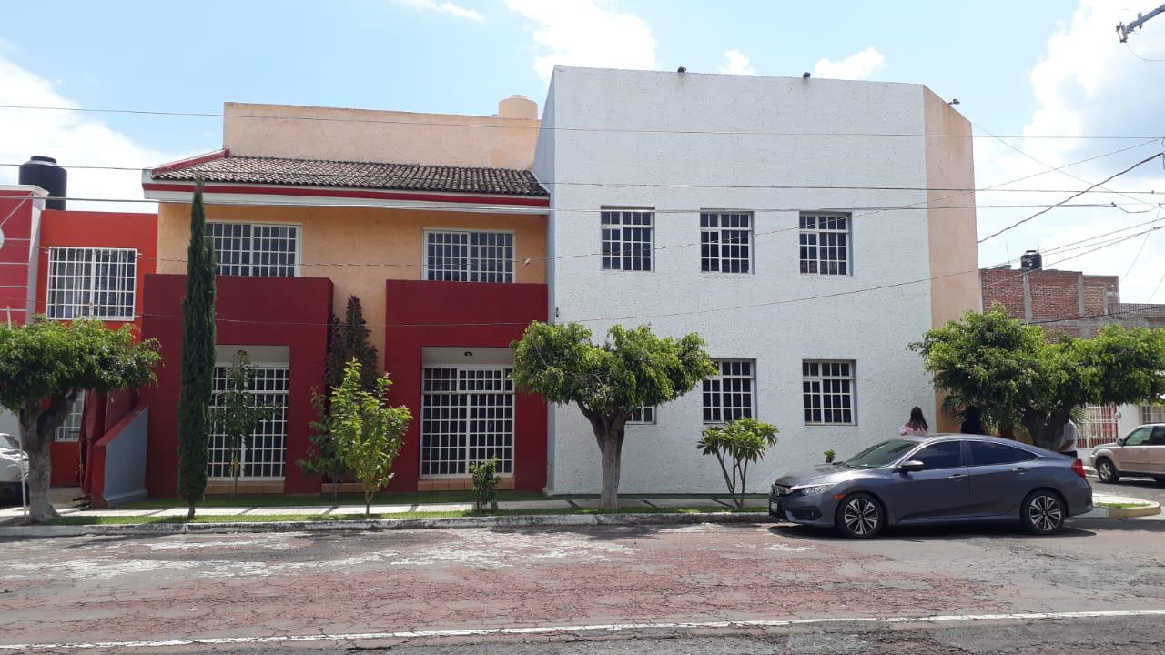 VENTA DE CASA EN VILLA OLÍMPICA, ZAMORA MICH 4,200,000 MXN