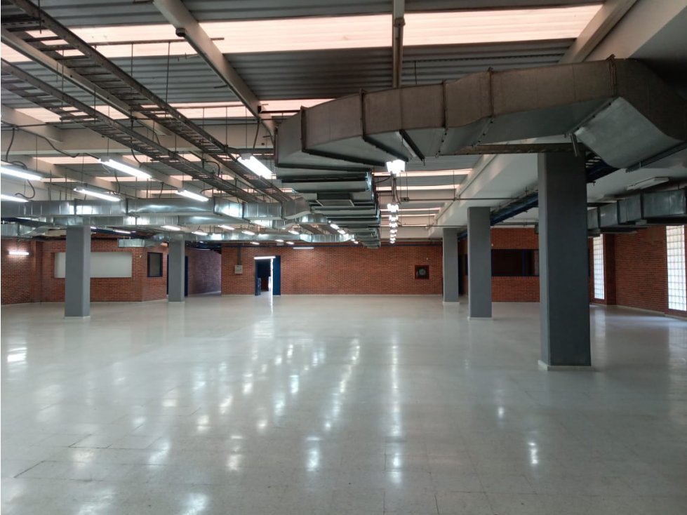 vendo-o-arriendo-bodega-en-zona-franca-fontibon