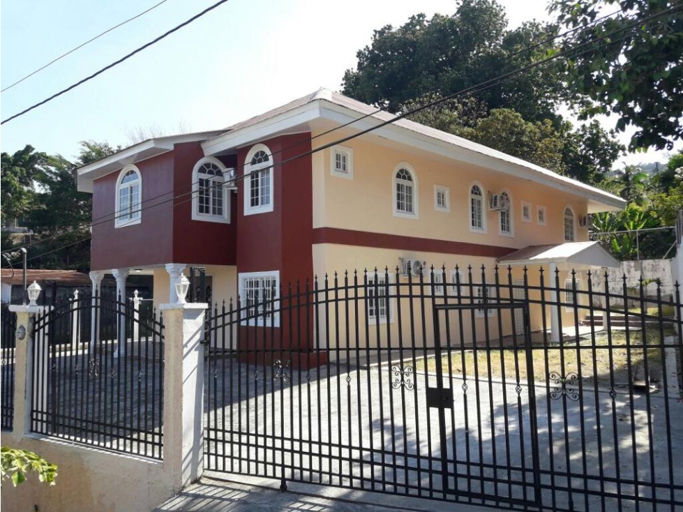 Se vende casa en Las Cumbres I.D. MH - US$399,000 USD