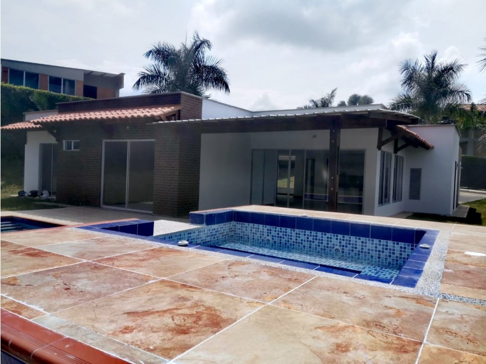 SE VENDE CASA CAMPESTRE EN CERRITOS PEREIRA