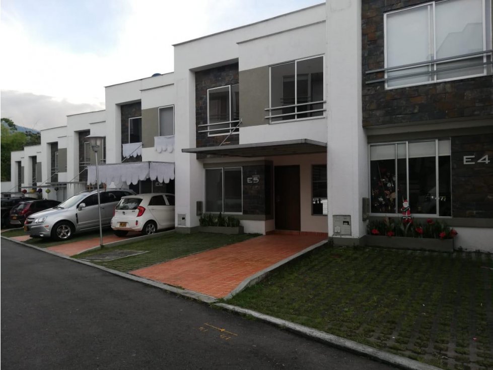 Con Res Colina Del Parque