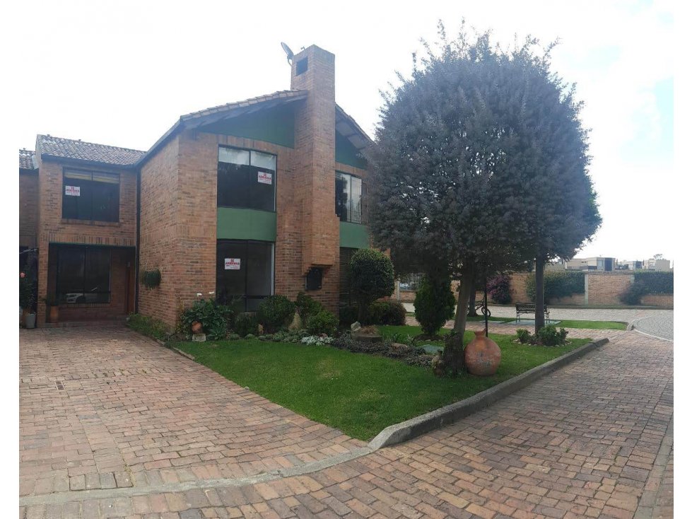 Arriendo casa en Chía Club Campestre Río Frío 2.700.000 COP