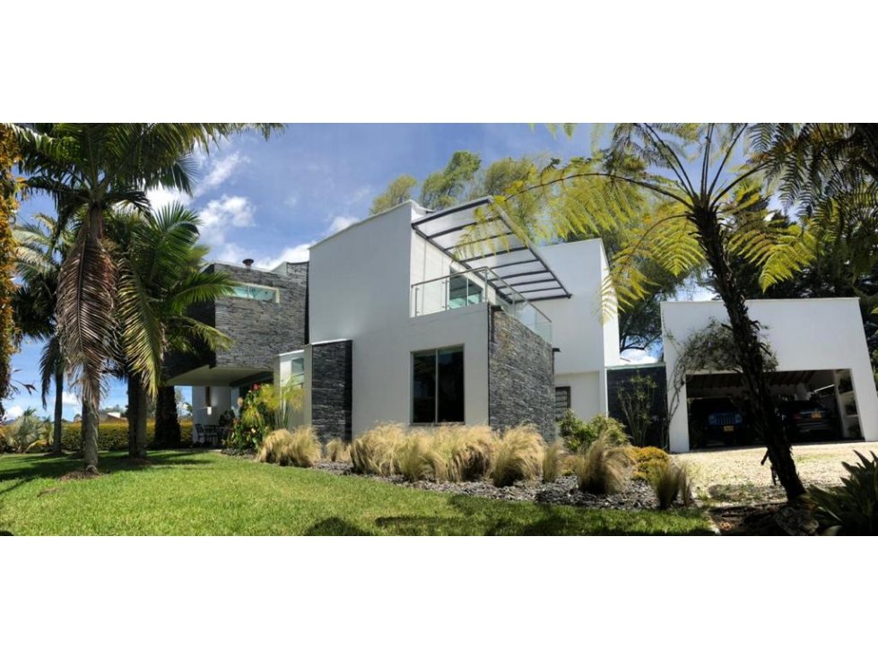 CASA EN VENTA EN LLANO GRANDE 2.000.000.000 COP