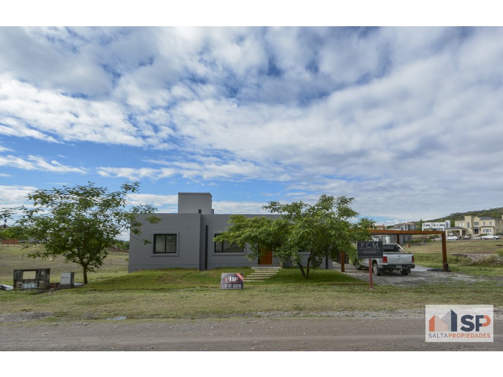 Casa a estrenar en Praderas