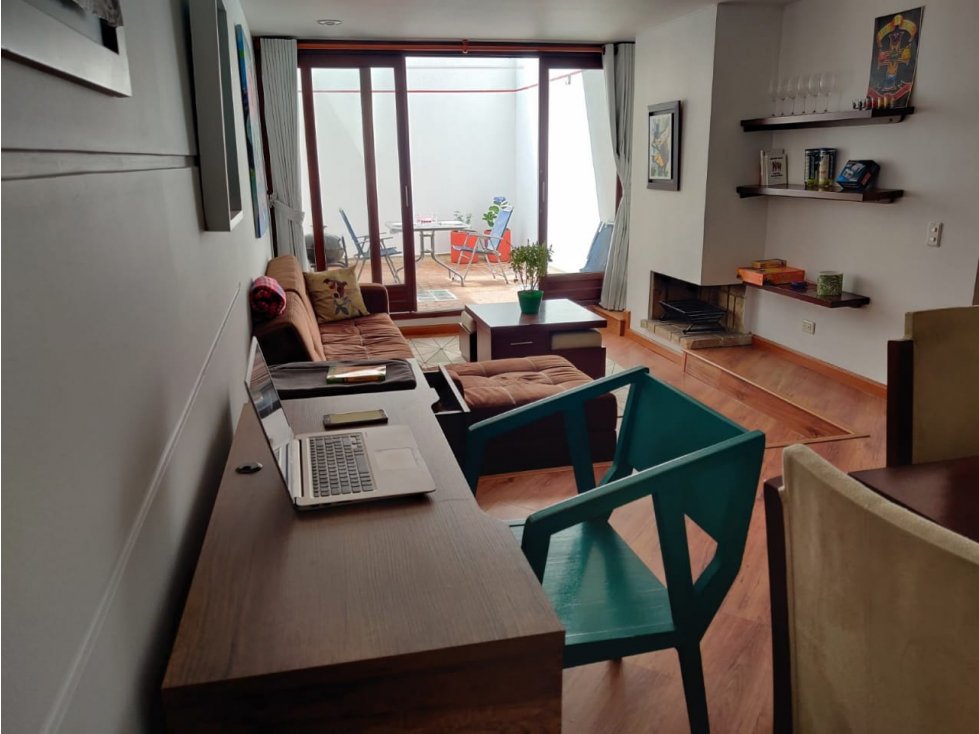 Apartamento interior con patio en Chico Norte 300.000.000 COP