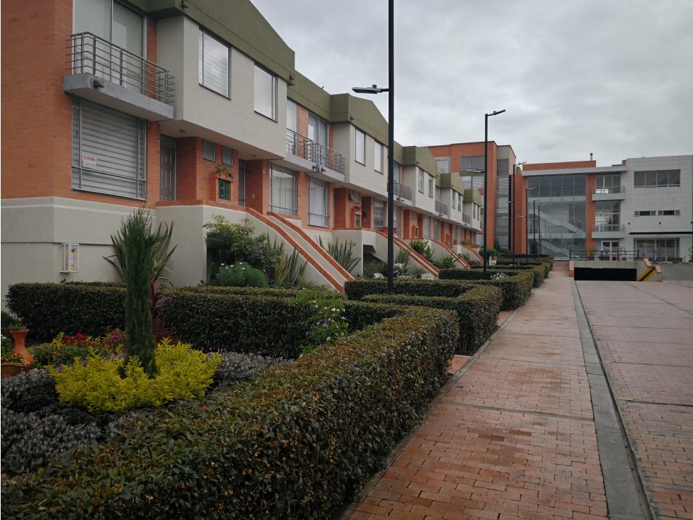 se vende casa hacienda la quinta 1 c60 330.000.000 COP