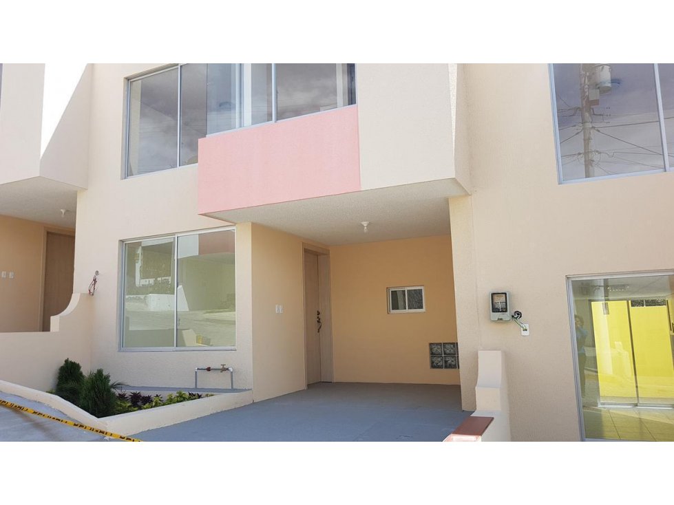 EN VENTA CASA POR ESTRENAR, CONJUNTO HABITACIONAL. CALDERON, QUITO