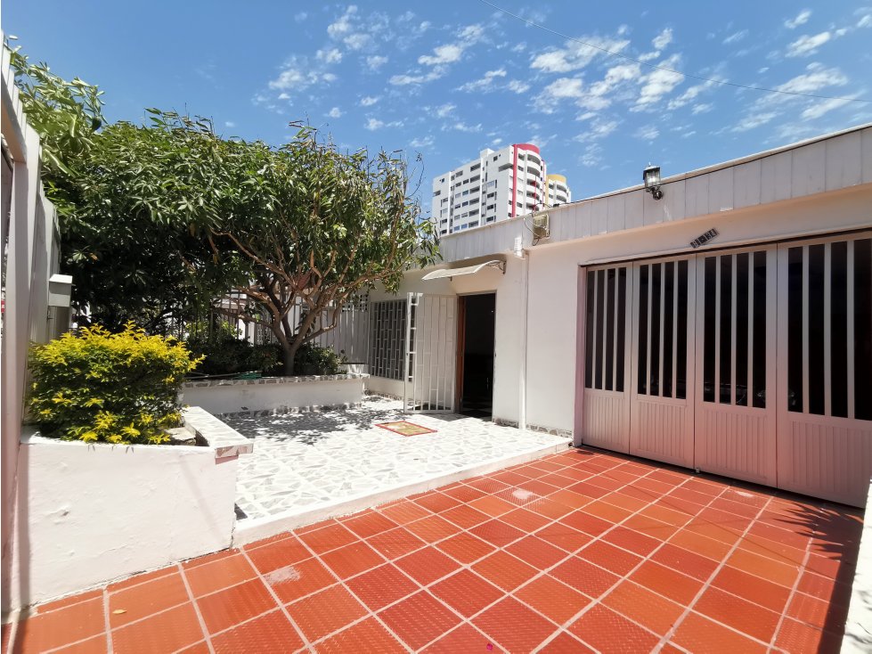 Arriendo Casa en Paraíso. Barranquilla 2.150.000 COP