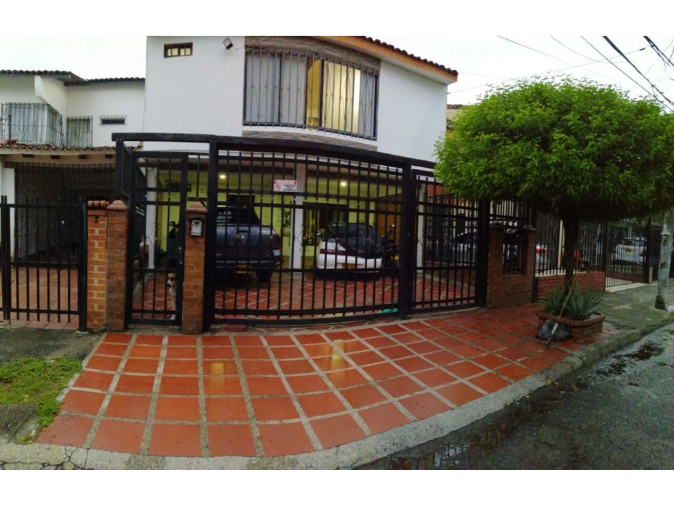 VENTA CASA LA MERCEDNORTE 450.000.000 COP