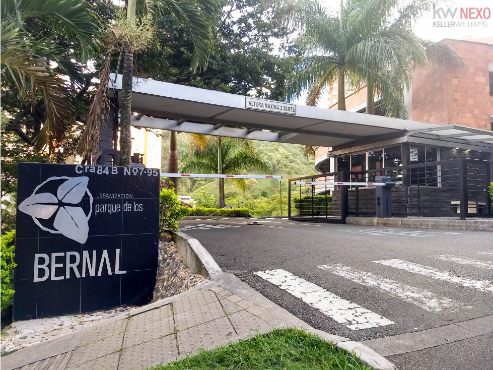 Venta Apartamento en Loma de los Bernal. Unidad Parque de los Bernal