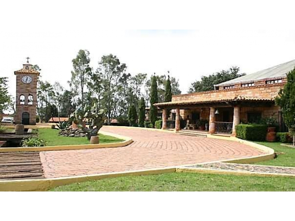 RANCHO AMEALCO, QRO. 152,000,000 MXN