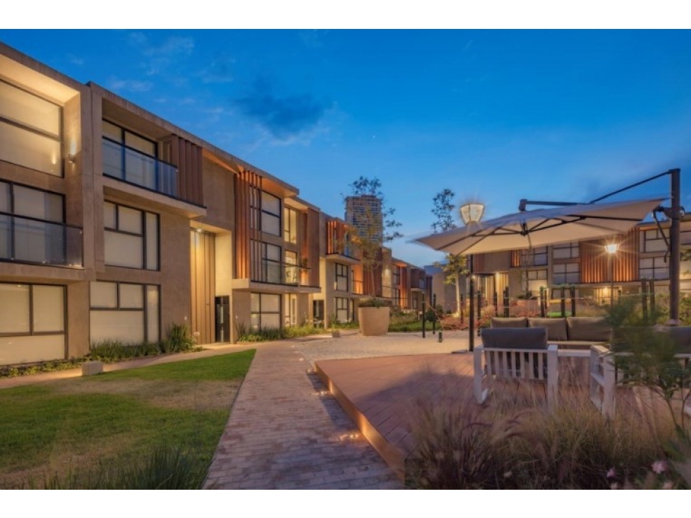 Townhouse En Venta Frente A Sonata En Lomas De Angelópolis — foto 3