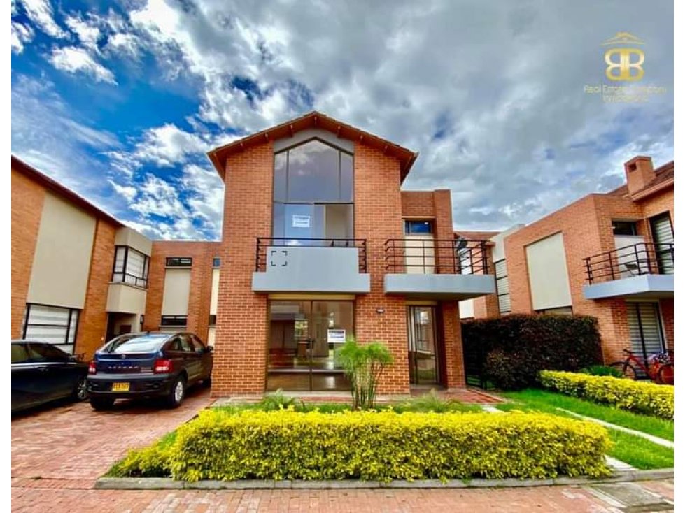 SE VENDE CASA EN CAJICÁ CAMINOS DE SAN LUIS 780.000.000 COP