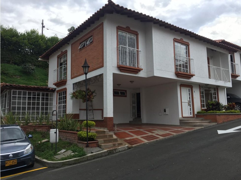 Se Vende Casa En Condominio Al Norte De Armenia 1.000.000.000 COP