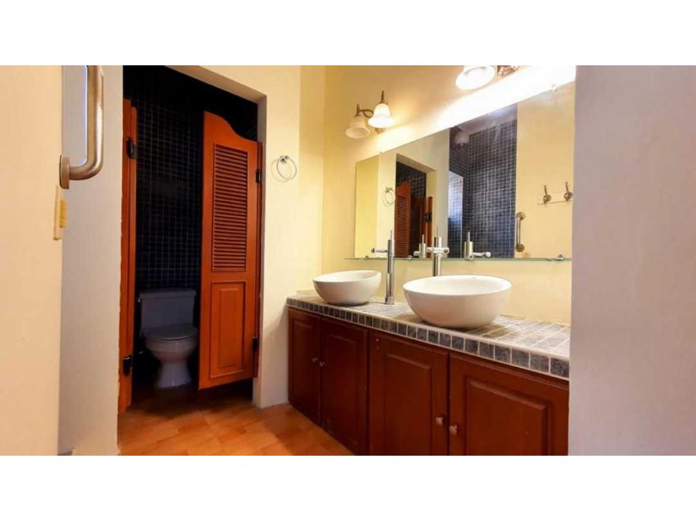 Alquiler de apartamento en col. Escalon - 2